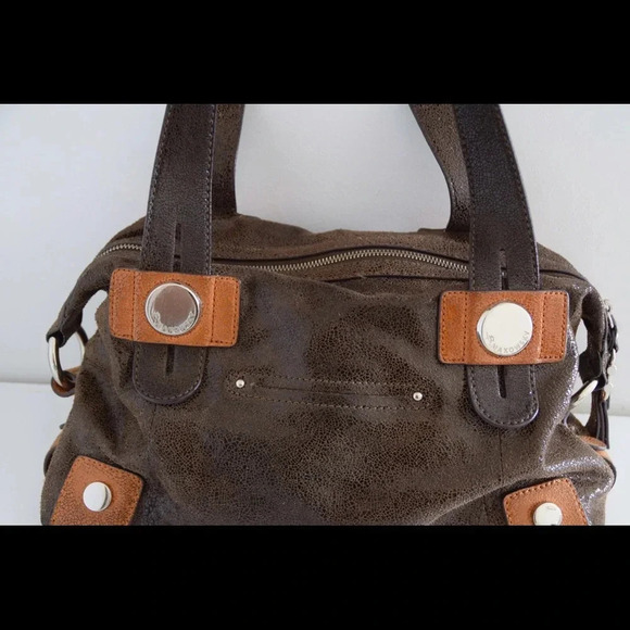 B. Makowsky shimmer leather shoulder bag - Picture 5 of 7